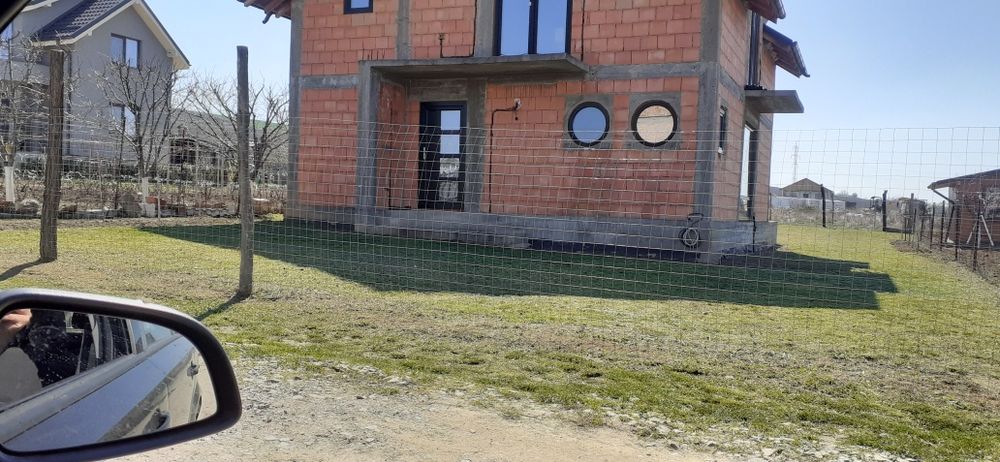 Casa Modernă de Vanzare, zona Simnicul de Sus