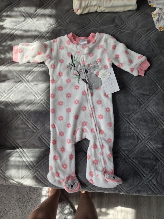Set hainute bebe noi