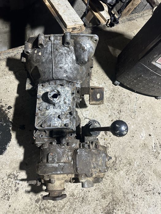 Cutie de viteze cu reductor Aro