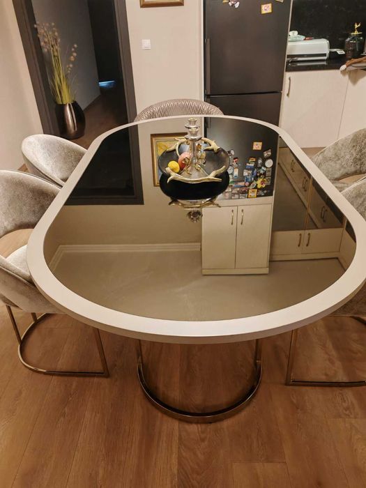 Модерна масивна маса /ИЗГОДНО/