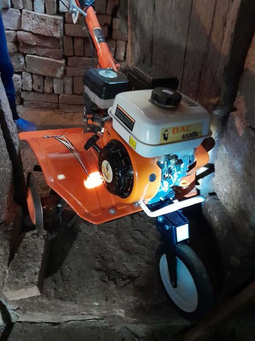 Продава се чисто нова фреза