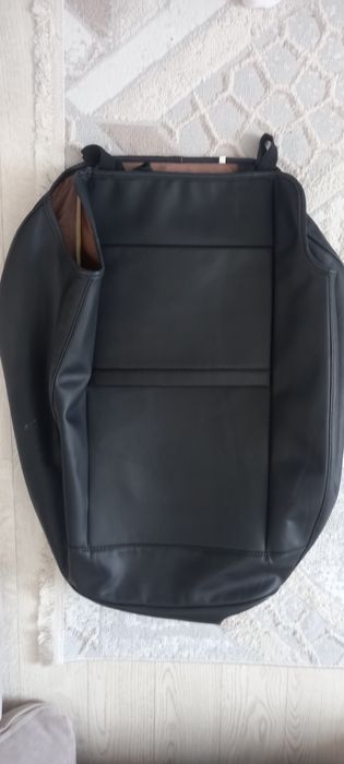 Продам комплект чехлов