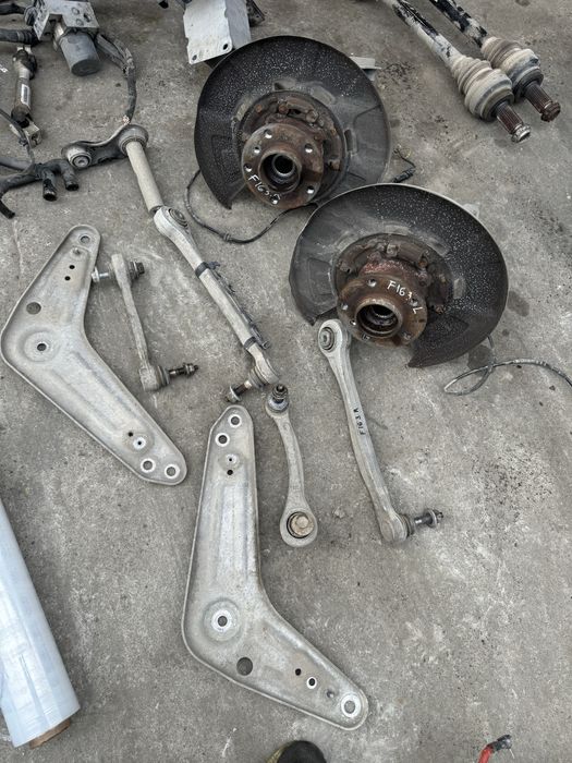 Задно окачване шенкели бмв х5 ф15 х6 ф16 bmw x5 f15 x6 f16 окачване