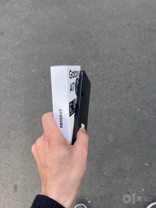Samsung A17 8/256 karobka ideal srochna sotiladi