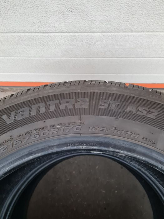 Всесезонни гуми за Бус 2 броя HANKOOK Ventra AS2 215 60 R17C дот 0722
