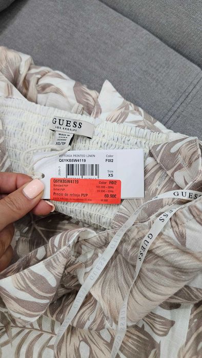 Чисто нова рокля Guess