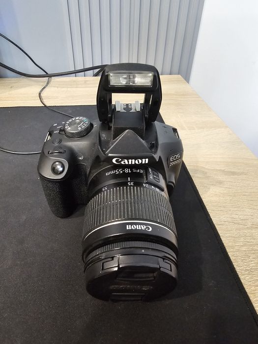 Фотоаппарат Canon eos 2000d