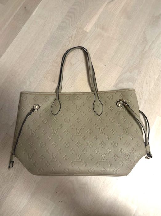 geanta louis vuitton