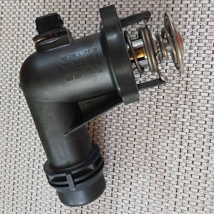 Termostat BMW Behr Nou
