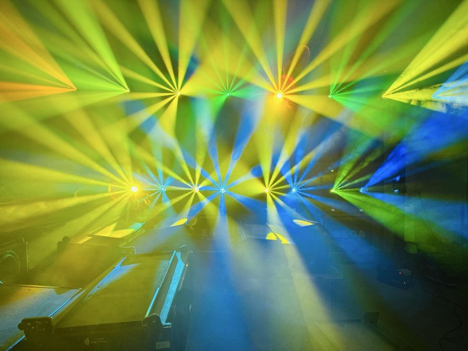 Moving head HIBRID Deliya 380W CMY ALL-IN-ONE - Robe MegaPointe, FOS