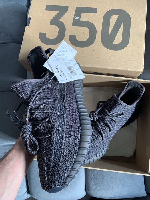 Yeezy 350v2 black reflective
