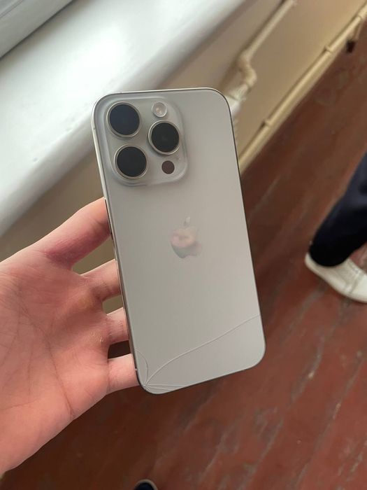 Iphone 15 pro + karobka