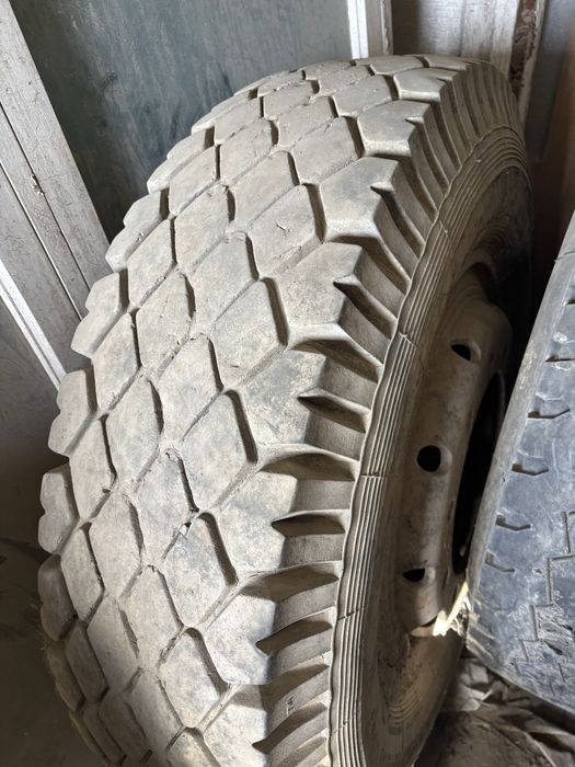 R20 12,10 колеса сборе