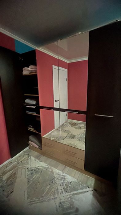 Шкаф для одежды в спальню