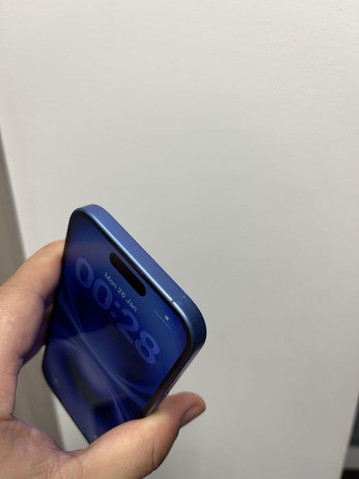 Iphone 16 128Gb 100% baterie