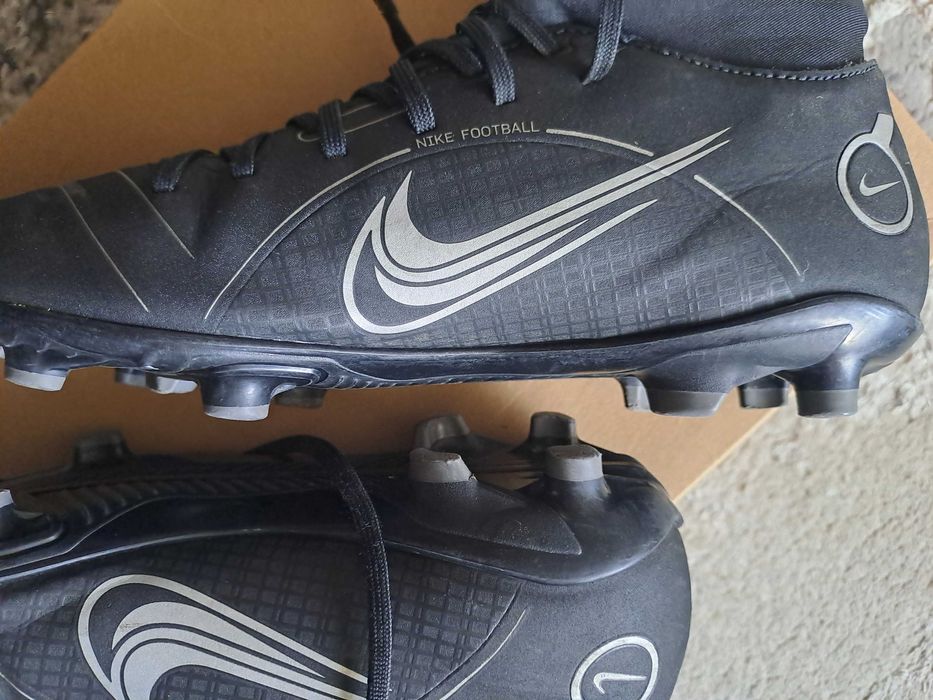 Футболни обувки 40 номер 25см