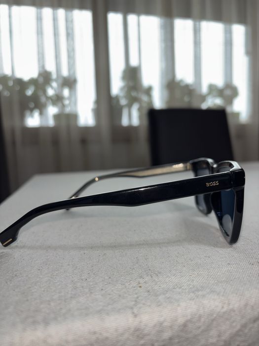 Слънчеви очила Boss