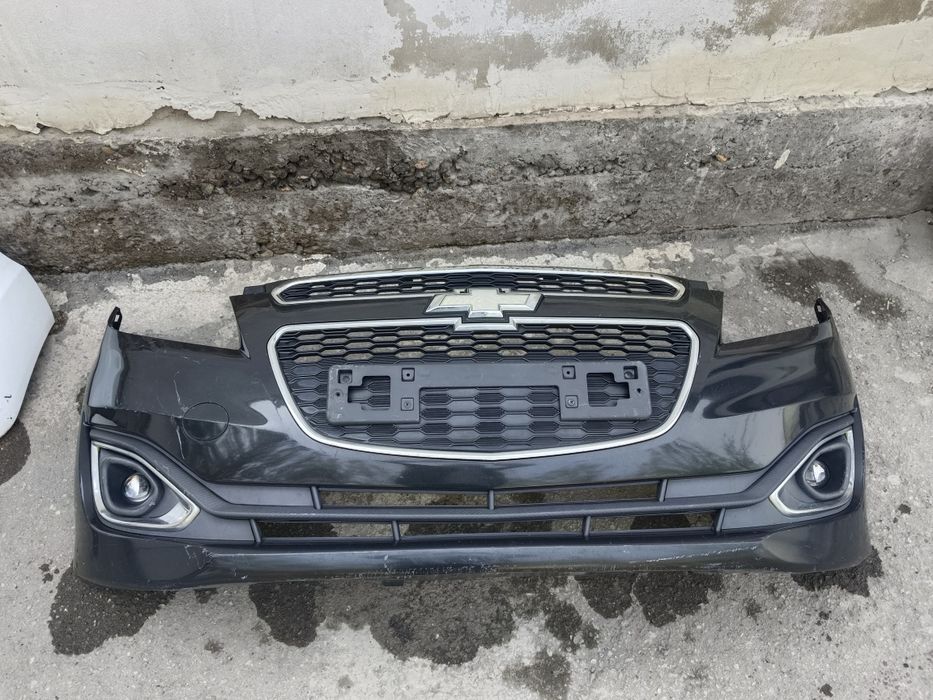 Spark bamfer oldi orqa