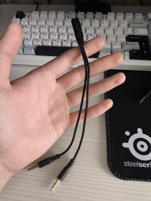 Продам наушники Havit H2002D