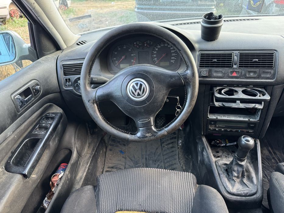 Vw Golf 4 1.6i 101hp 1999г На Части