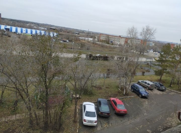 2ух.ком.5-21 4эт. Продам