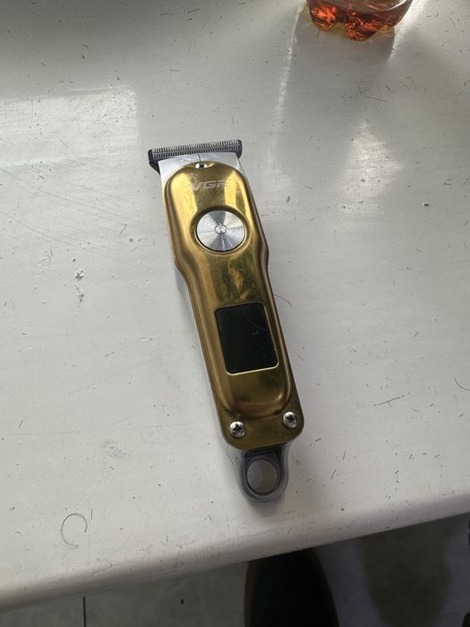 Насатка для машинки и щётка и тример