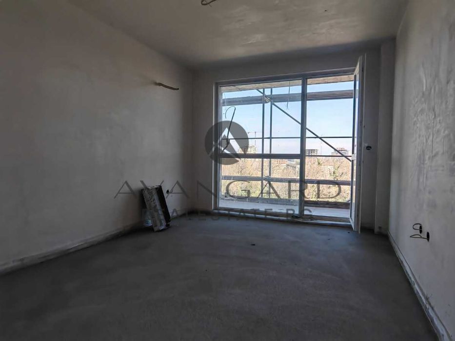 Продава се Двустаен апартамент в Пловдив, Кючук Париж - 76 кв.м за 1172 €/кв.м - Снимка #2