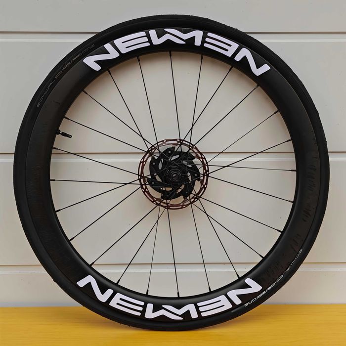 Карбонови капли BDC 50mm Carbon-Ti | 28" Диск | Чисто нови гуми Schwalbe One Tubeless + SRAM Дискове