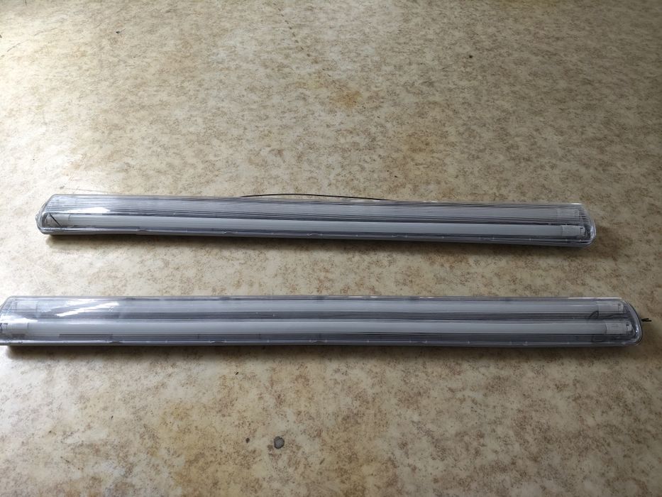 Vând 15 bucăți Lămpi LED tip neon + tuburi LED