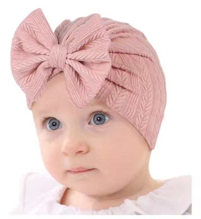 Шапка за бебе от качествени материяли