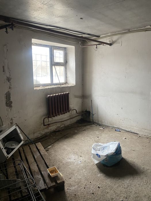 Продам цокольное помещение