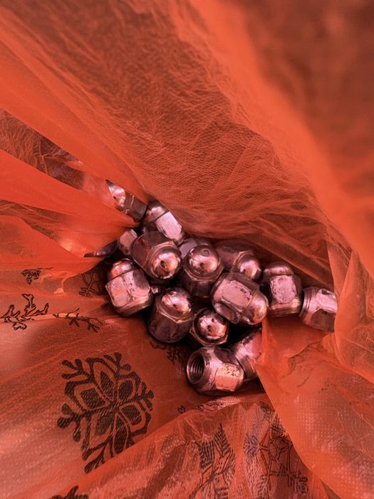 Продам комплект болтов 20шт