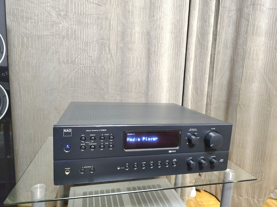 Amplificator Stereo NAD C725BEE- Sunet NAD clasic !!