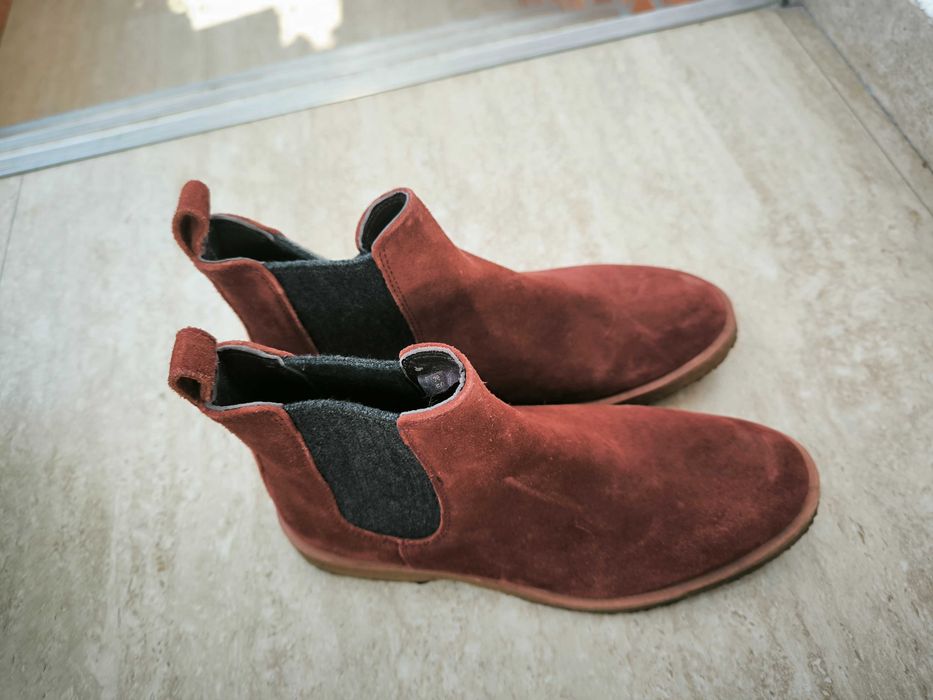 Ghete Mahony de piele