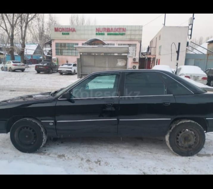 Срочно продам ауди 100