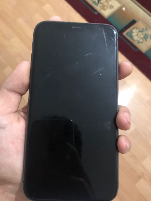 Айфон 11 с коробкой