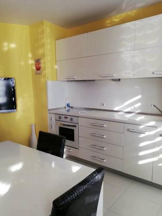 Дава се под наем Тристаен апартамент в Пловдив, Тракия - 90 кв.м за 550 € - Снимка #3