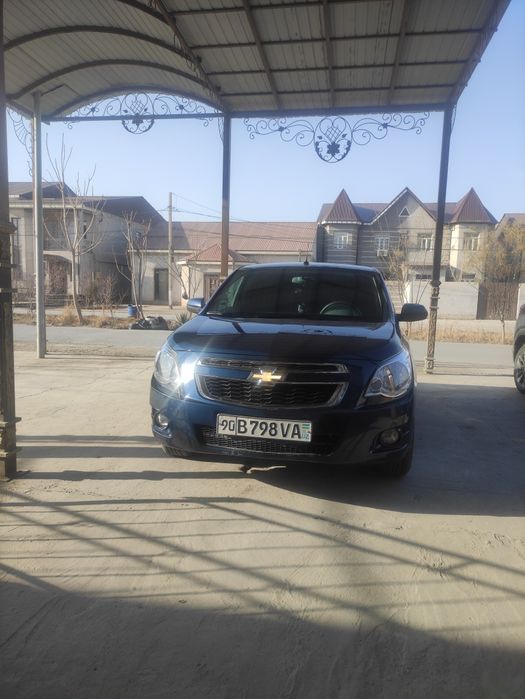 Cobalt машина  зудлик билан сотилади