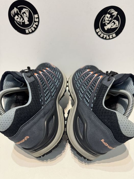 Туристически обувки LOWA MADDOX GORE-TEX .Номер 39.5