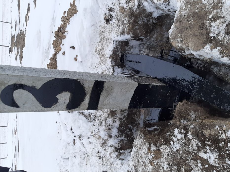 Копаем в ручную ямы