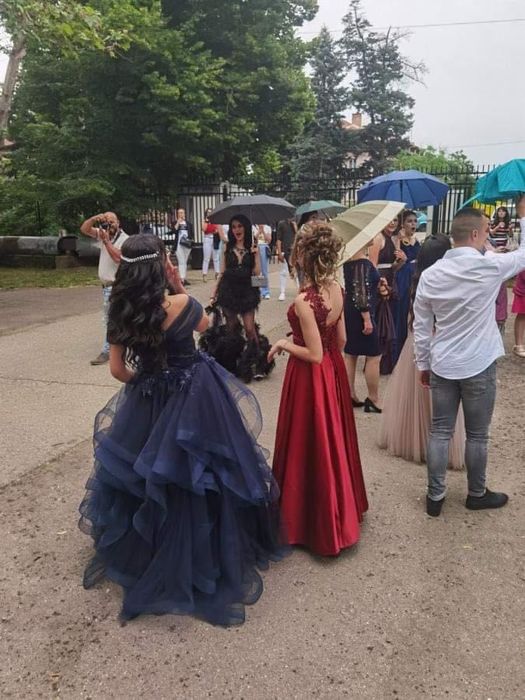 Бална рокля, мастилено синя