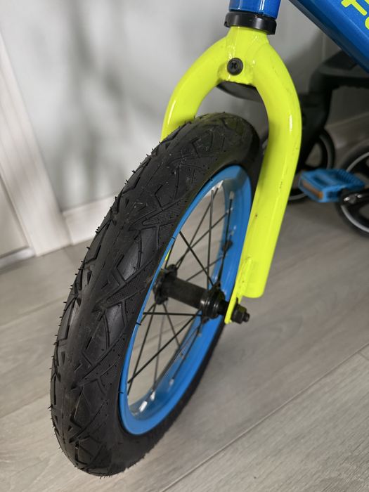 Велосипед детский с доп колесами
