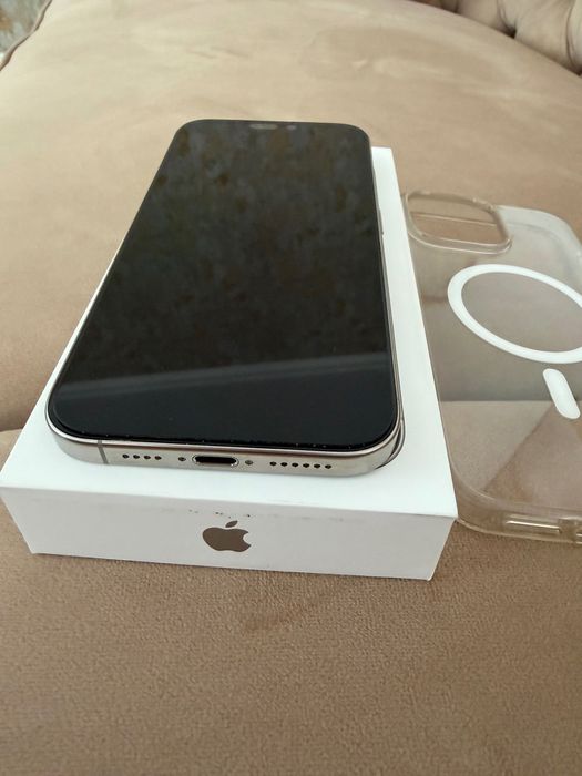 iPhone 16 pro Max 256 gb impecabil