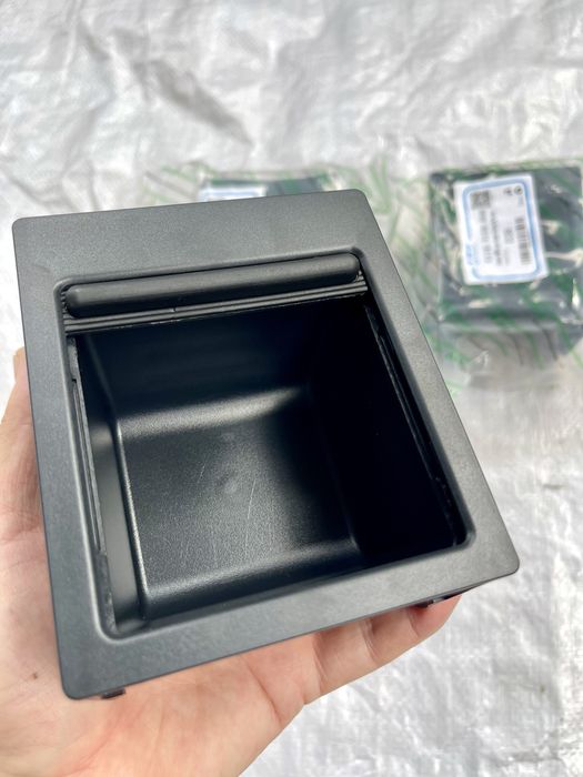 Монетница BMW E39 БМВ Е39