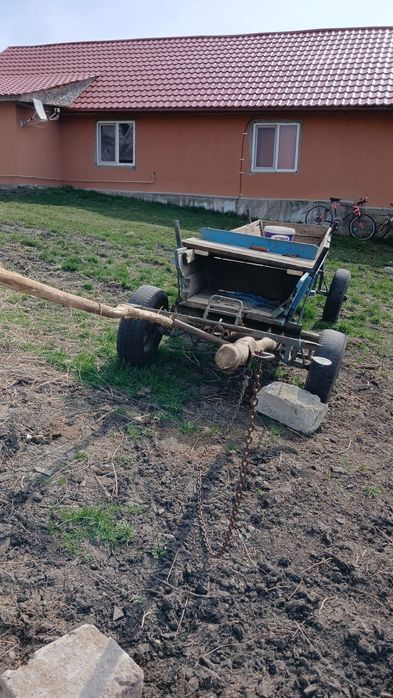 Vand  sau combinații căruță pe spițe