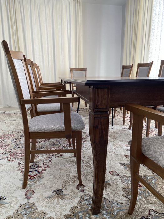 Стол гостинный со стульями