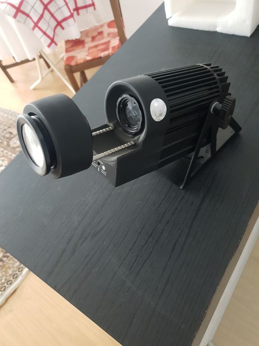 DJ ефект - Гобо проектор Srairville gp30 - c led 

Идеален за прожекти