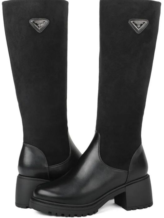 Скидка! Срочно!Новые зимние теплые сапоги 40 размера