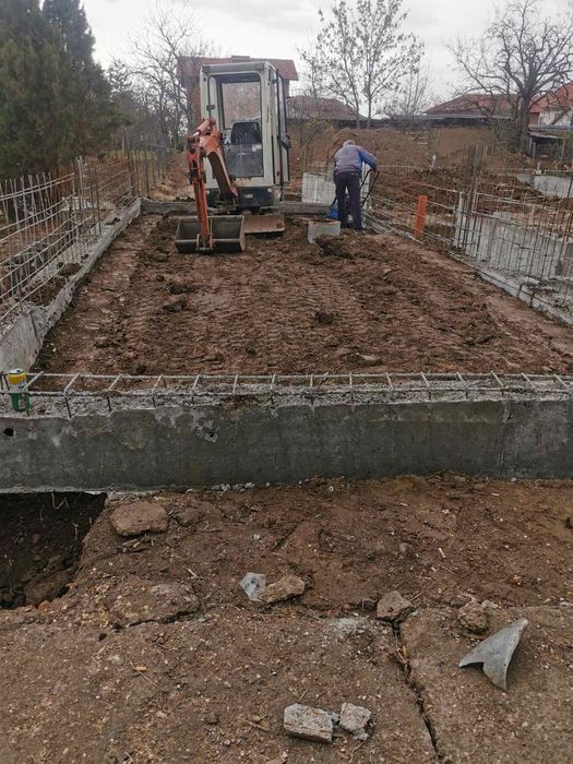 Услуги с мини багер,бобкат и самосвал