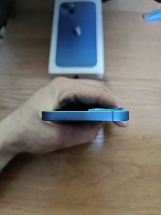 Продается IPhone 13, 128 гб